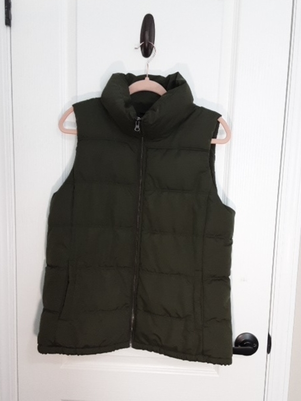 Old Navy Olive Green Quilted Puffer Vest